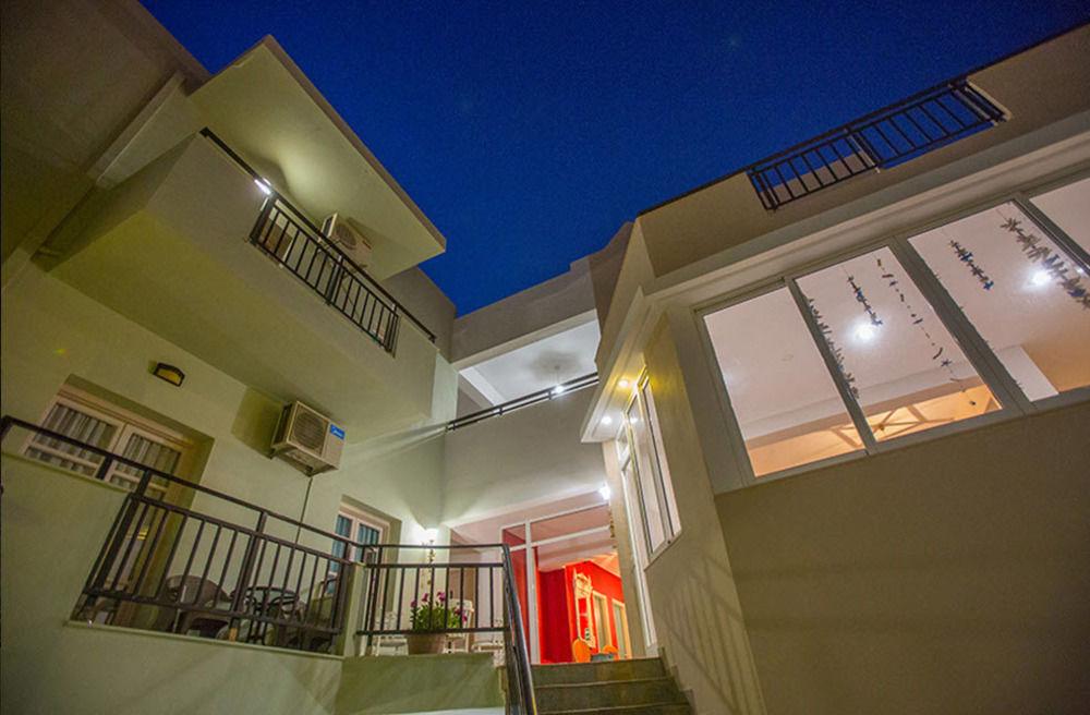 Malia Central Apartments מראה חיצוני תמונה