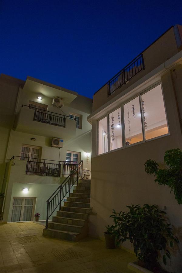 Malia Central Apartments מראה חיצוני תמונה